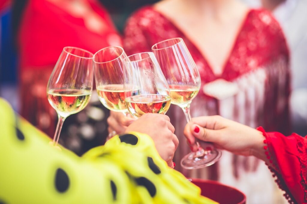 La manzanilla, el fino, la Feria de Abril y la felicidad