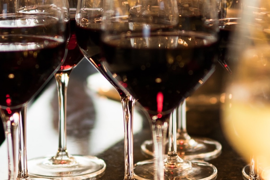 Nueve de los diez vinos preferidos en 2022 por Sarah J. Evans MW son españoles