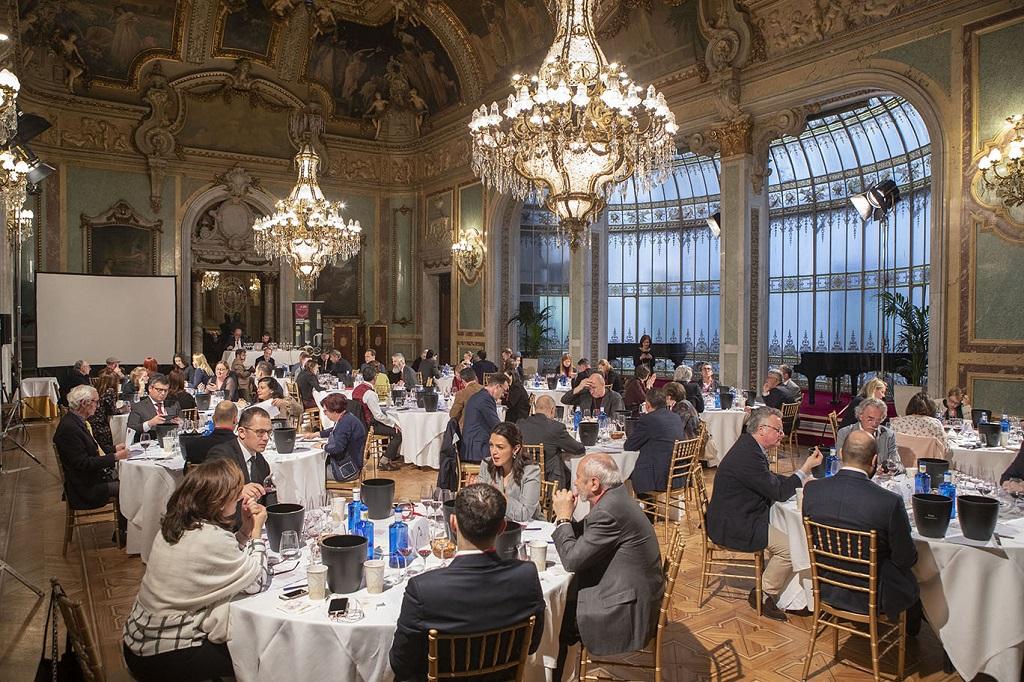 España se impone en los Bacchus