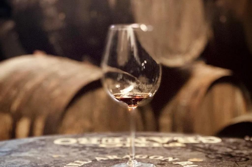 El vino español con mejor relación calidad-precio según Wine Searcher es de Chiclana y cuesta 8,90 euros