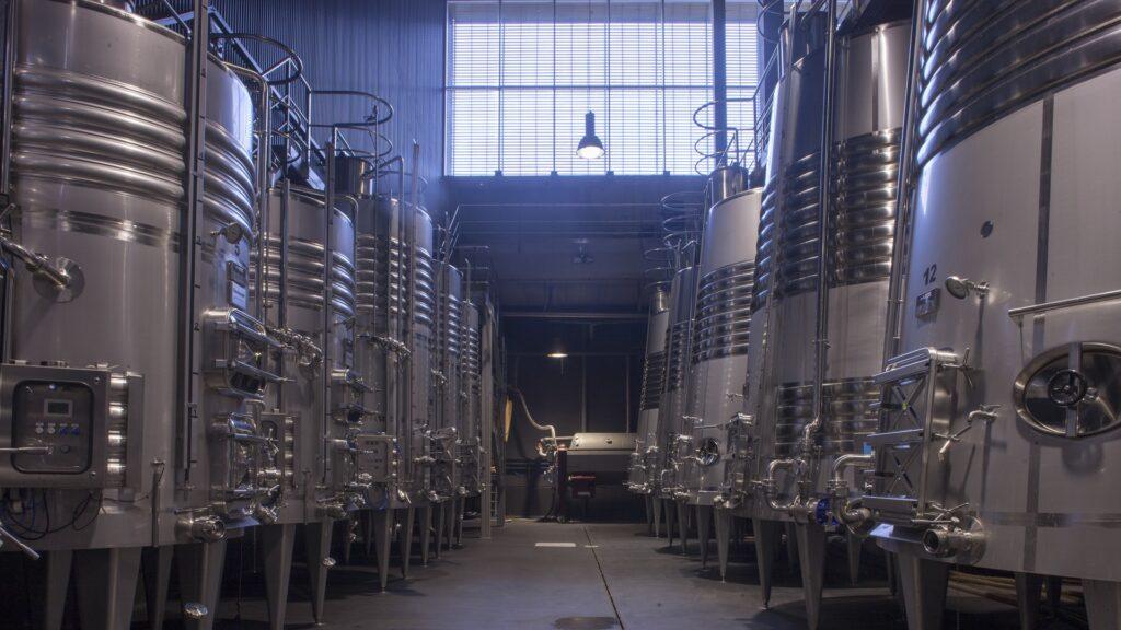 La Rioja dedicará este año cerca de dieciséis millones de euros a destilar vino 