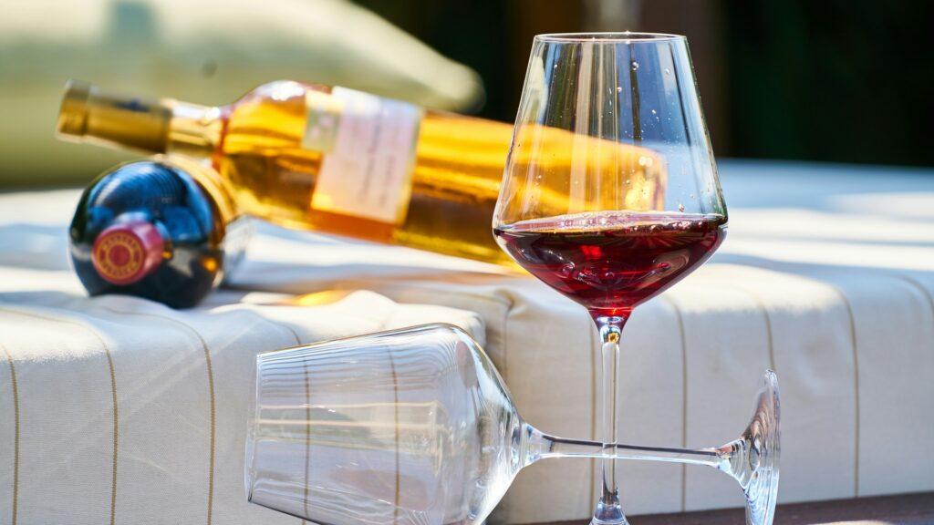 Los mejores vinos de hasta 5 euros, según la Guía Vinos Gourmets 2025