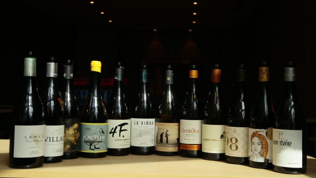 El presente y el futuro de la DO Ribeiro resumido en doce botellas